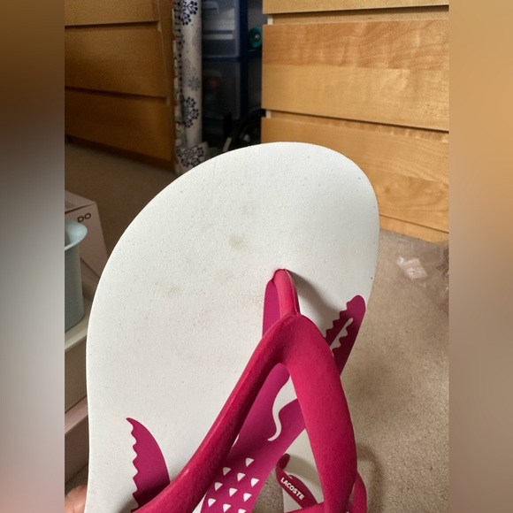 Lacoste flip flops - Picture 2 of 3